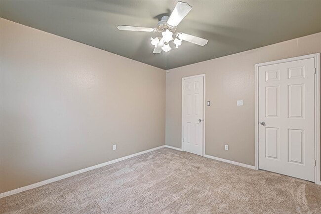 Building Photo - 5815 Henniker Dr