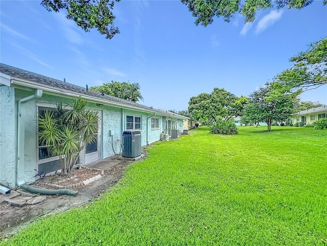 Building Photo - 2465 Northside Dr