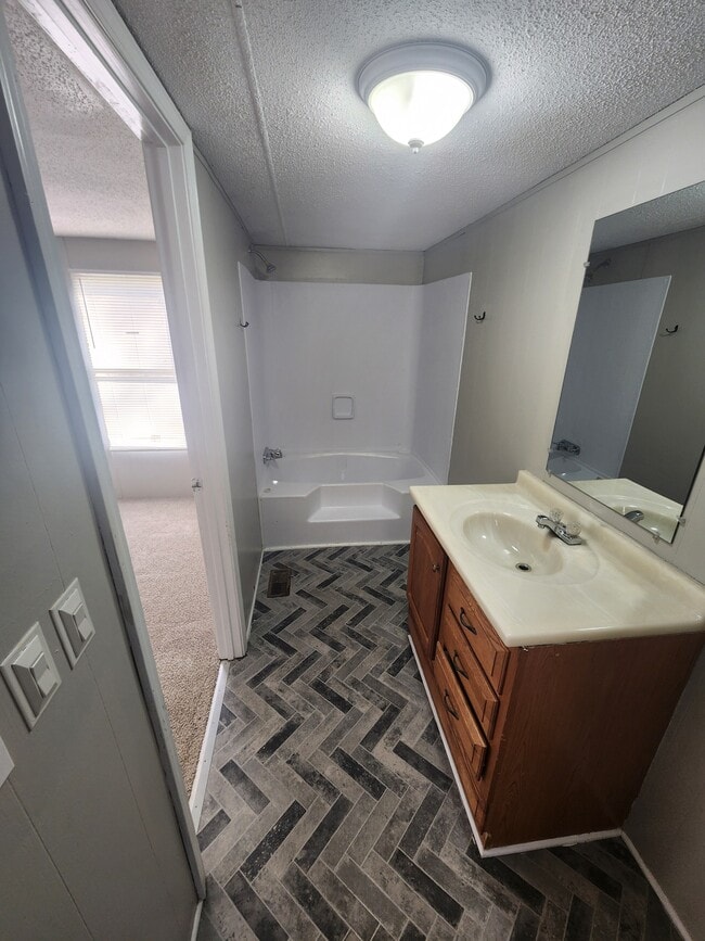 Building Photo - 2510 Big Logan Way