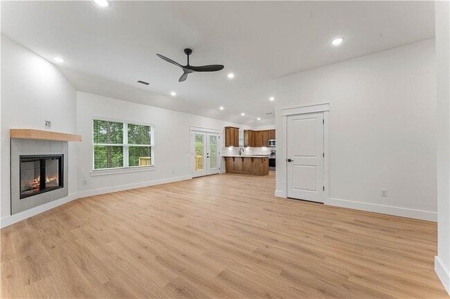 Building Photo - 49 Melbourn Dr