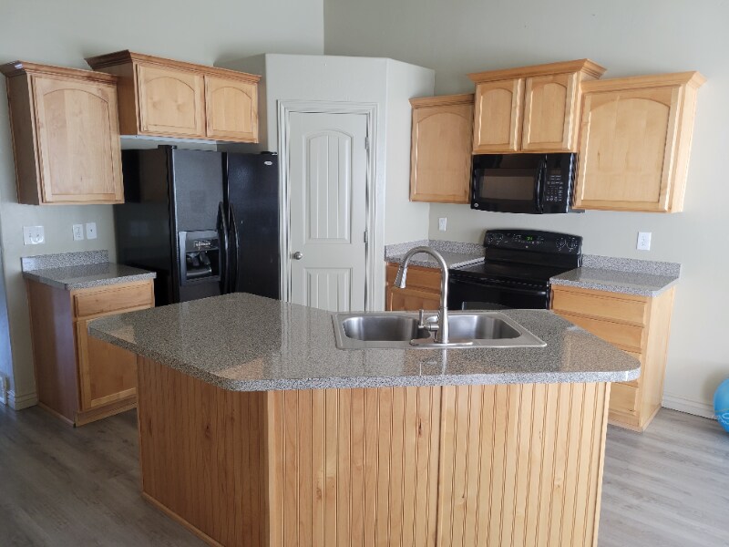 Building Photo - 8200 6900 W