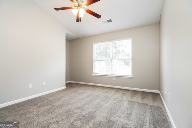 Building Photo - 192 Lossie Ln