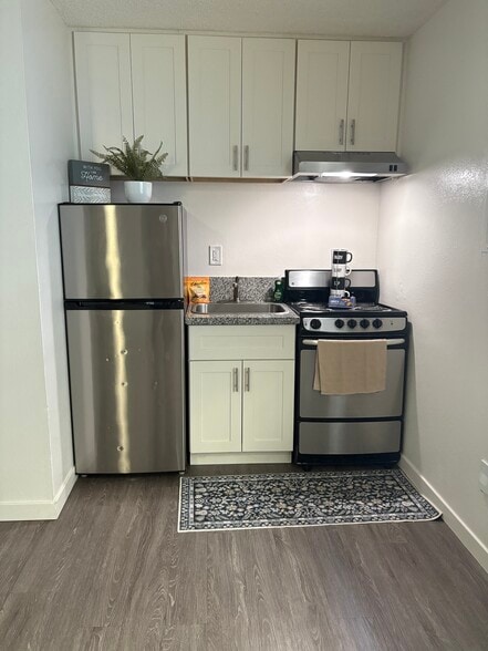 Building Photo - 1321 E St