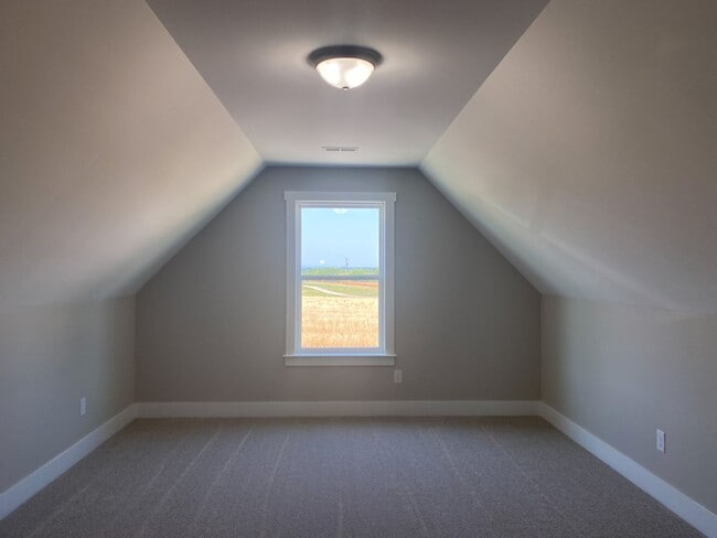 Building Photo - 229 Aldrich Rd