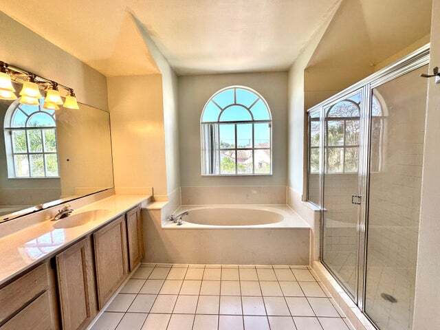 Building Photo - 2698 Linkside Dr