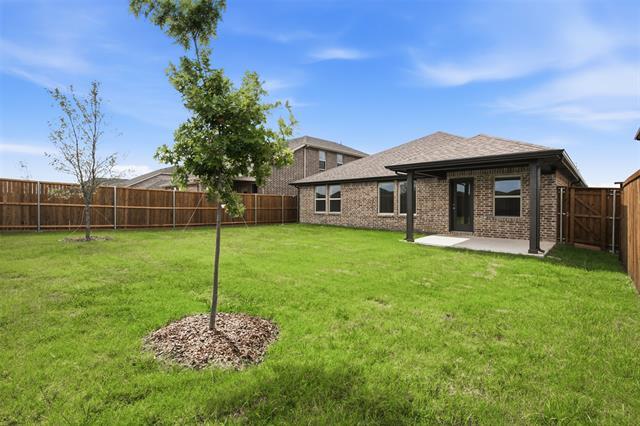 Building Photo - 825 Birdie Dr