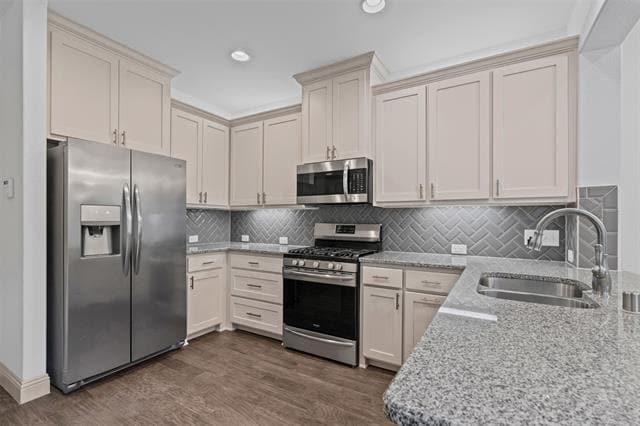Building Photo - 3012 Gaylord Dr