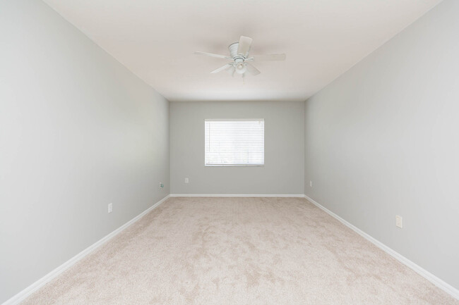 Building Photo - 18135 Nassau Point Dr