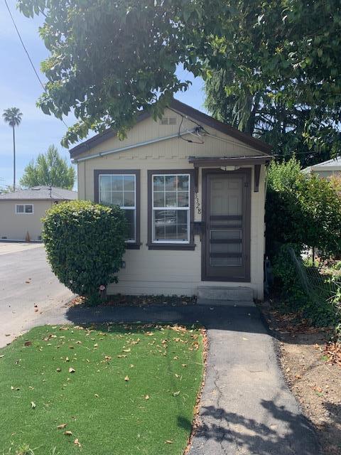 Primary Photo - 3328 Greenwood Dr