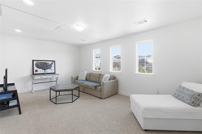 Building Photo - 11320 Comano Dr