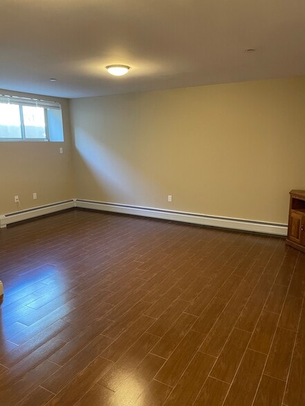 Living Room - 69 Parkwood Ave