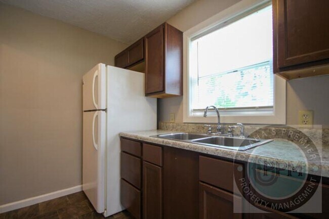 Building Photo - Charming 2Bd/1Ba home in Bellevue