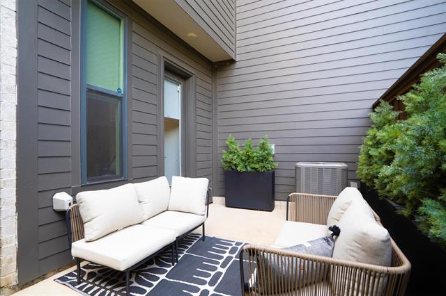 Building Photo - 625 N Tyler St