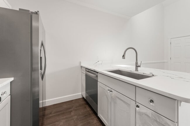 Building Photo - 4510 Little River Inn Ln