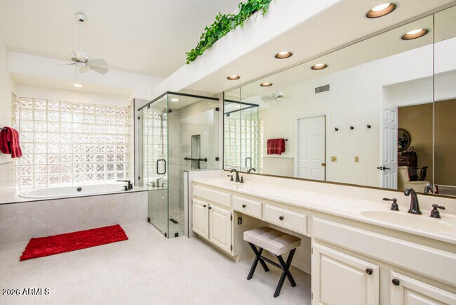 Building Photo - 10929 E Spring Creek Rd