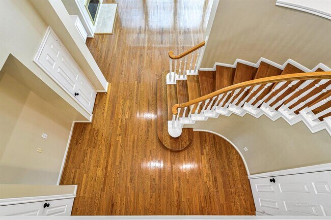 Building Photo - 22319 Fairbay Dr