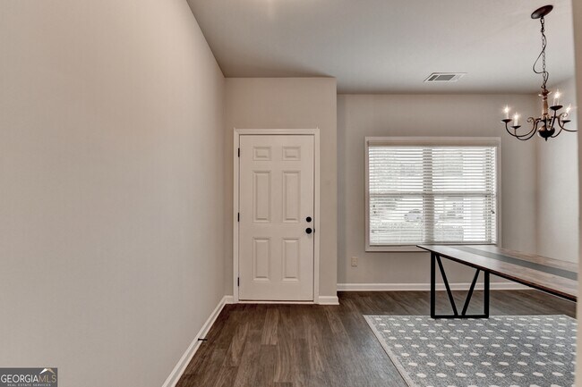 Building Photo - 1145 Glenwyck Dr