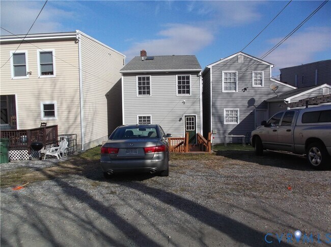 Building Photo - 707 Catherine St