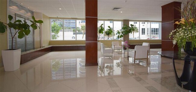 Building Photo - 4250 Galt Ocean Dr