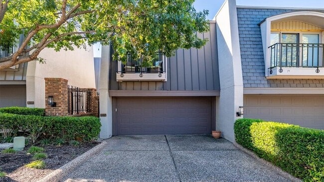 Building Photo - 9127 Valley Chapel Ln