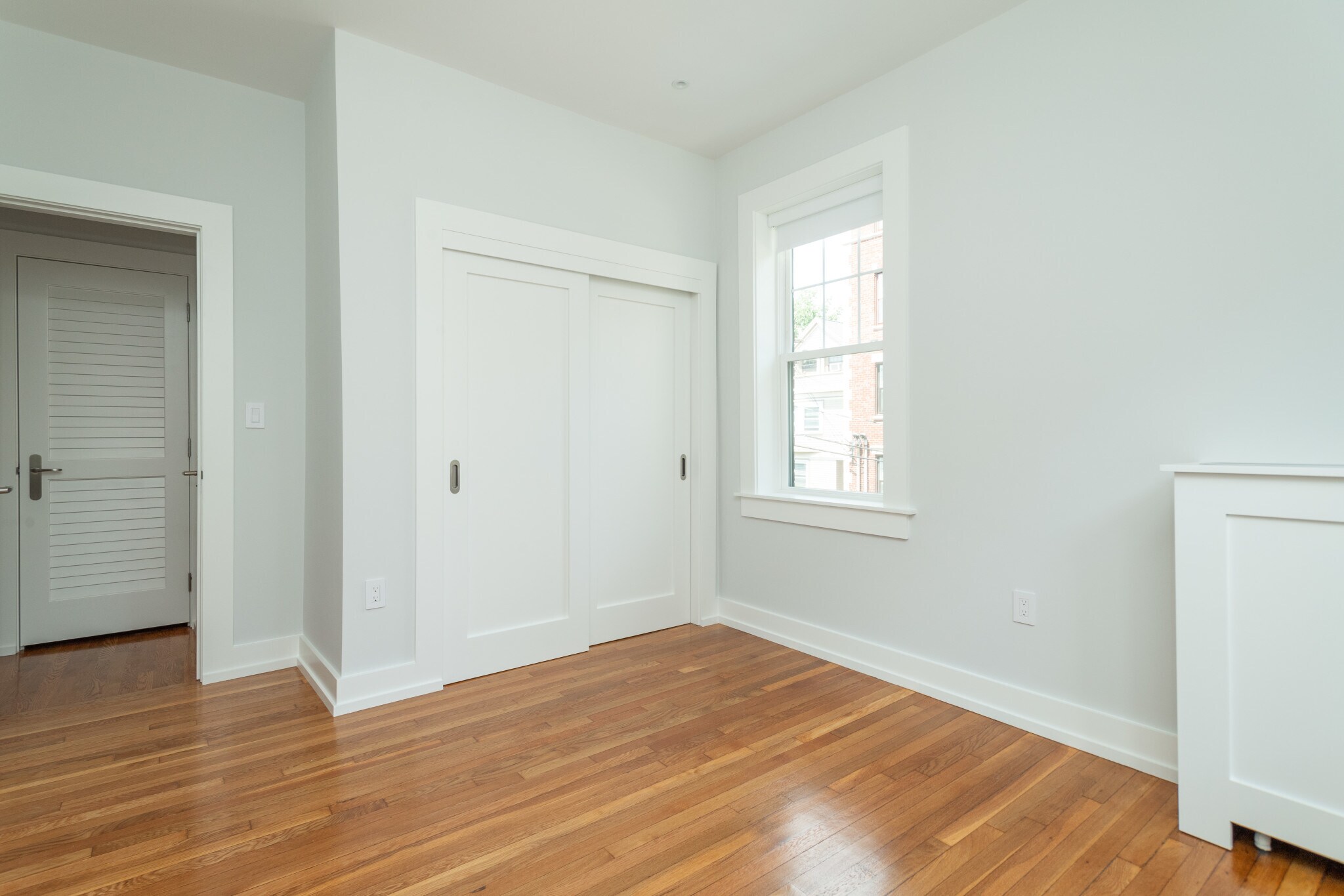 Building Photo - 16 Forest St