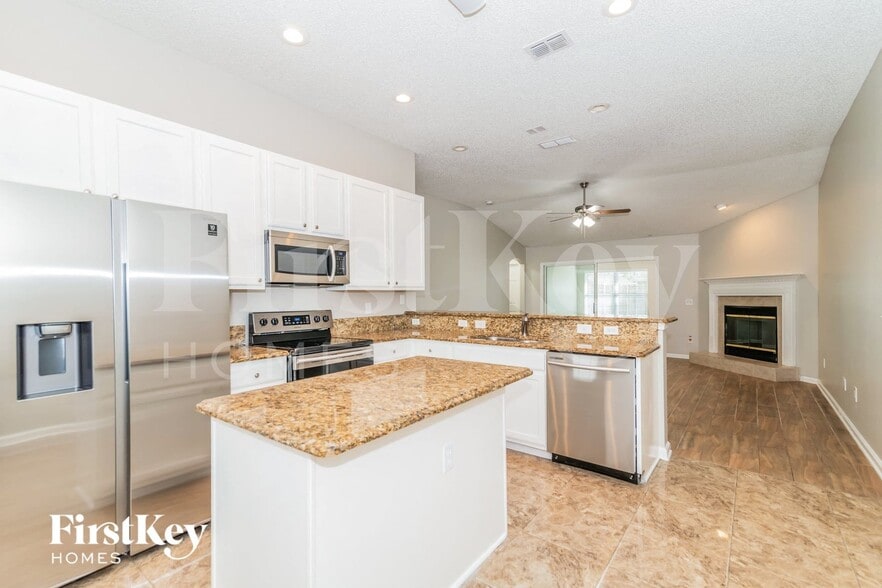Building Photo - 8370 Watermill Blvd