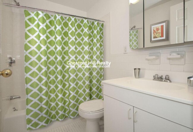 Building Photo - bedroom in Cambridge MA 02138