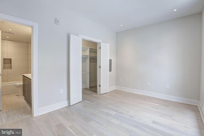 Building Photo - 1745 N St NW
