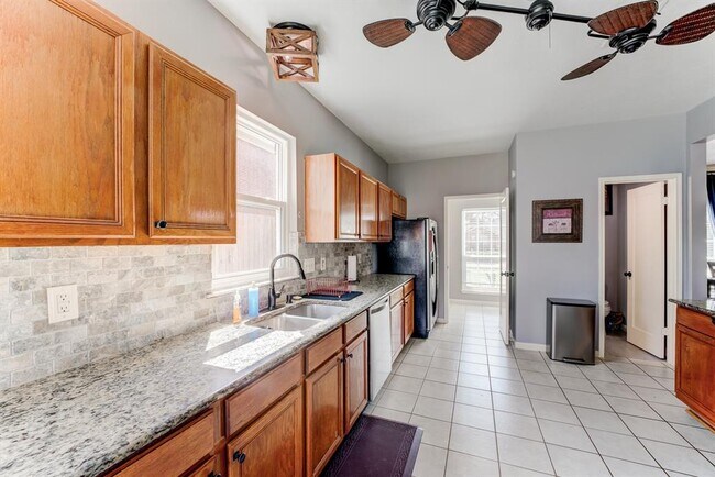 Building Photo - 14403 Cypress Green Dr