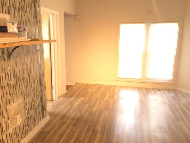 Building Photo - 8518 S Givins Ct