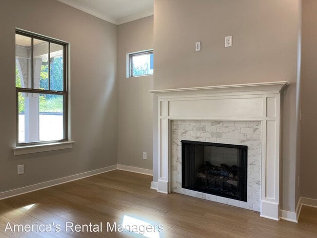 Building Photo - 3 br, 2.5 bath House - 1141 Skylar Terrace