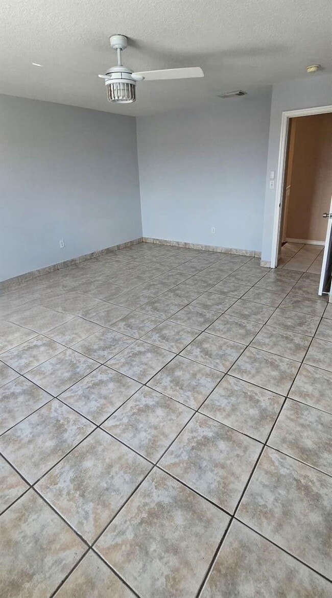 Building Photo - 7640 NW 182nd Terrace