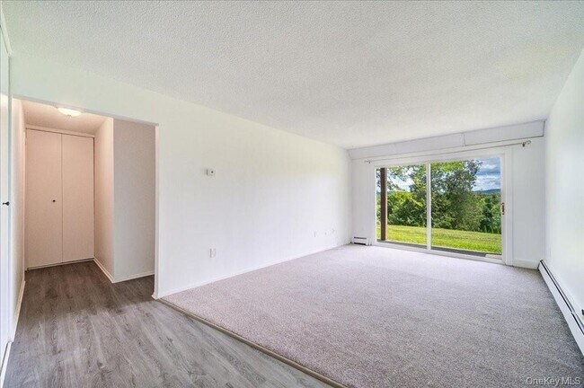 Building Photo - 37 Alpine Dr