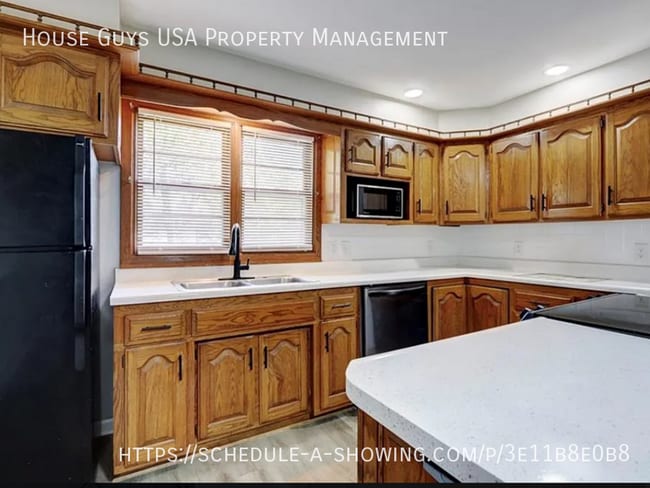 Building Photo - 5520 Blue Ridge Blvd