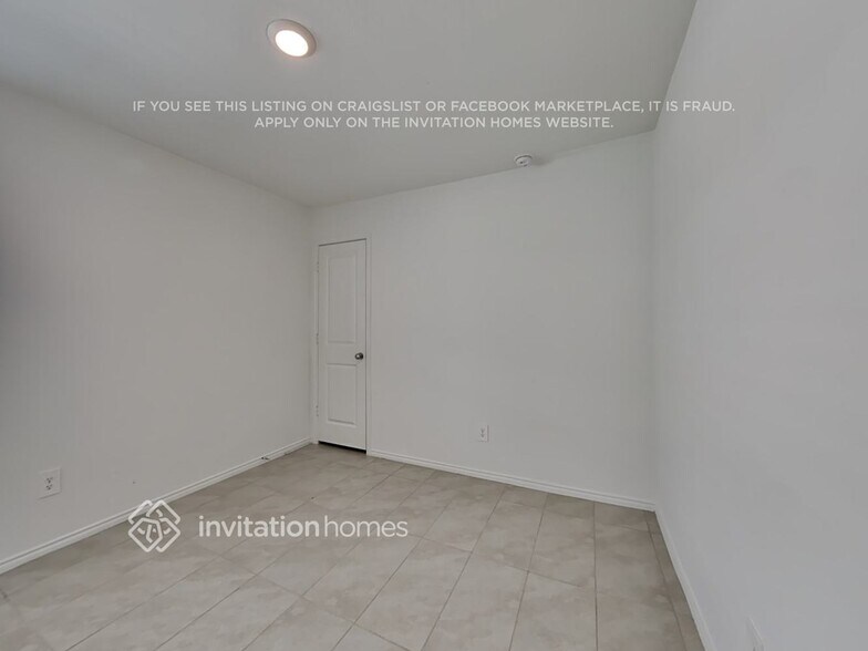 Building Photo - 3034 Wallace Wls Ct