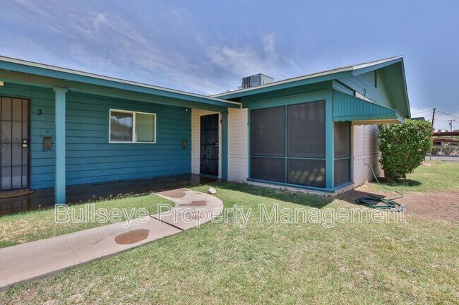 Building Photo - 3415 N 11th Ave
