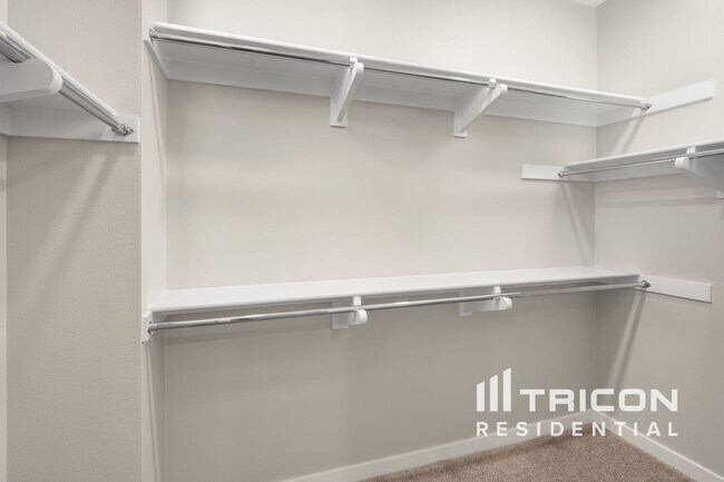 Building Photo - 36369 Creer Ct