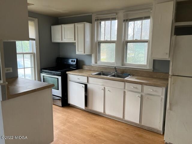 Building Photo - 534 Lynmore Cir