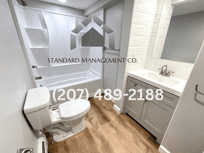 Building Photo - 65 Summer St