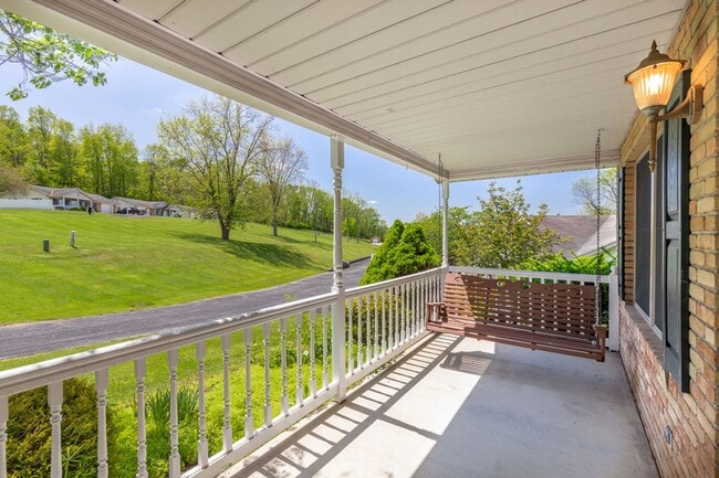 Building Photo - 151-163 E Jones