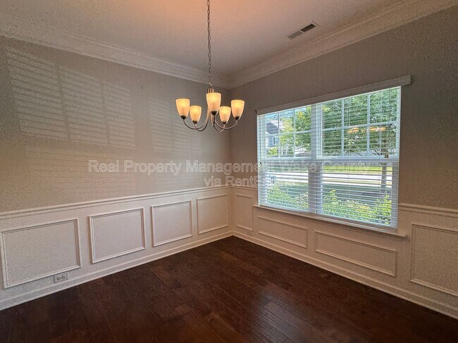 Building Photo - 101 Benning Hills Pl