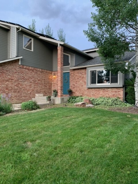 Building Photo - 8058 Centrebridge Dr