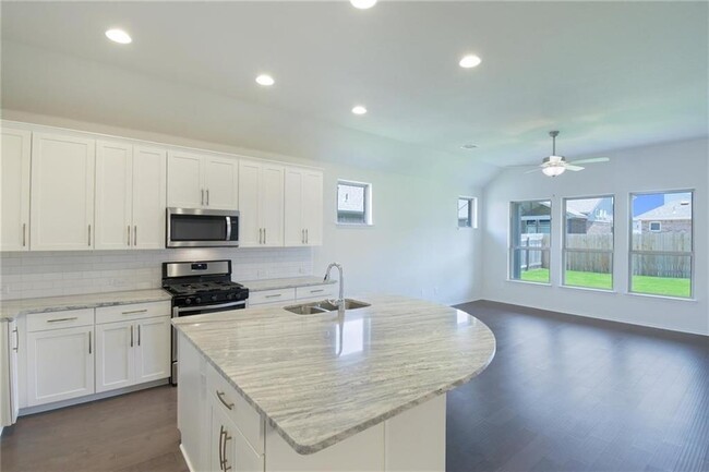 Building Photo - 309 Clear Frk Lp