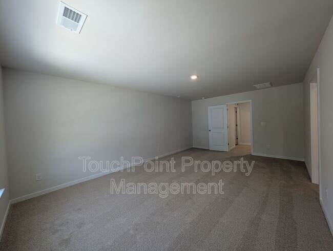 Building Photo - 3433 Austin Duncan Dr