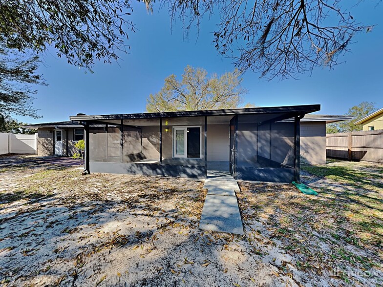 Building Photo - 610 Pinedale Ct