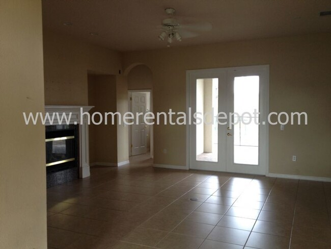 Building Photo - Gorgeous 4/3 pool home in the sought-after...