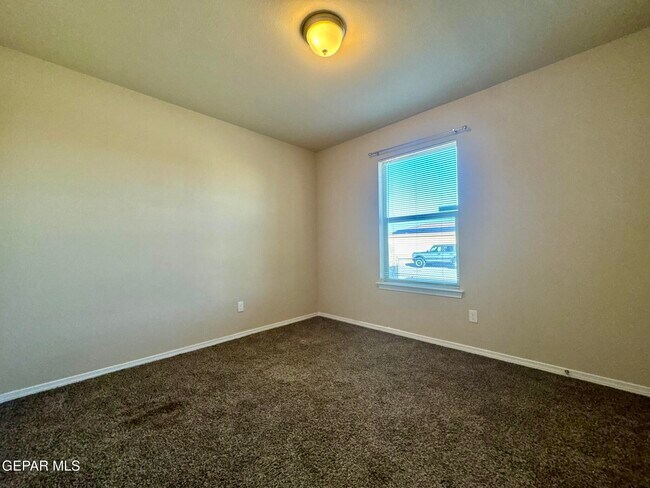 Building Photo - 1013 Villa Seca Dr