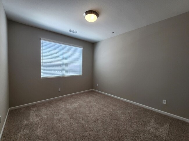 Building Photo - Brand New Townhome for Rent in Minden, NV