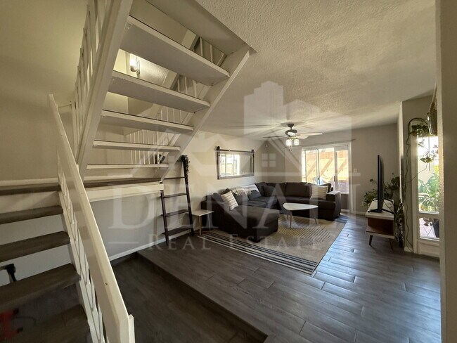 Building Photo - 7920 E Arlington Rd