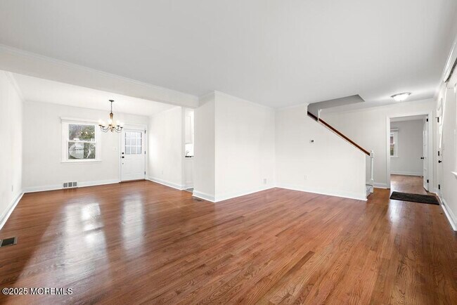 Building Photo - 308 Buttermere Ave